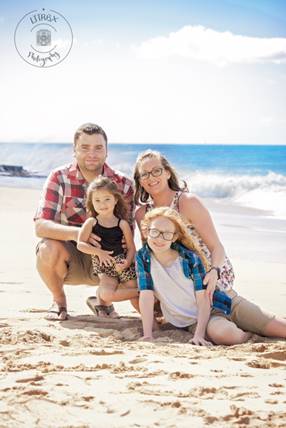 Scholarship recipient, Amanda Phillips, pictured with her family, is working toward her associate’s degree in Nursing at Northwestern University.
